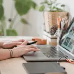 Οι ηλεκτρονικές εγγραφές των πρωτοετών φοιτητών στα Πανεπιστήμια της χώρας για το ακαδημαϊκό έτος 2026-2027 αναμένεται να ξεκινήσουν εντός του πρώτου δεκαημέρου του Σεπτεμβρίου 2026 μέσω της ειδικής εφαρμογής του Υπουργείου Παιδείας.