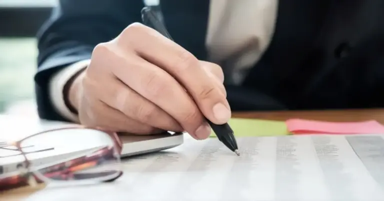 Η πιστοποίηση αυτή μετατρέπει τη θεωρητική και πρακτική κατάρτιση σε τυπικό προσόν αυξημένης ισχύος, το οποίο αξιολογείται άμεσα στα συστήματα προσλήψεων.