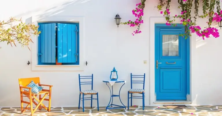 Η σταδιακή διάθεση της πλατφόρμας με βάση τον λήγοντα αριθμό του ΑΦΜ διασφαλίζει την εύρυθμη λειτουργία του συστήματος και την αποφυγή τεχνικών καθυστερήσεων κατά τη διαδικασία υποβολής.