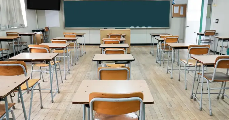 Οποιαδήποτε παράλειψη ή εσφαλμένη καταχώριση στοιχείων (όπως τίτλοι σπουδών, πιστοποιήσεις ή προϋπηρεσία) μπορεί να οδηγήσει σε απόρριψη της αίτησης ή σε απώλεια πολύτιμων μορίων κατά τη φάση της επεξεργασίας.