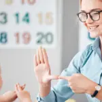 Οποιαδήποτε παράλειψη, λάθος ή καθυστέρηση στην οριστικοποίηση των στοιχείων και των δικαιολογητικών κατά τη διάρκεια της προβλεπόμενης προθεσμίας οδηγεί σε απόρριψη της αίτησης ή σε απώλεια κρίσιμων μορίων, επηρεάζοντας άμεσα τη δυνατότητα πρόσληψης.