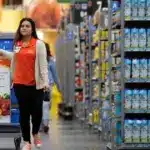 Η διαδικασία διαφοροποιείται ανάλογα με τον τρόπο με τον οποίο εκδόθηκε το παραστατικό και το είδος του σφάλματος.
