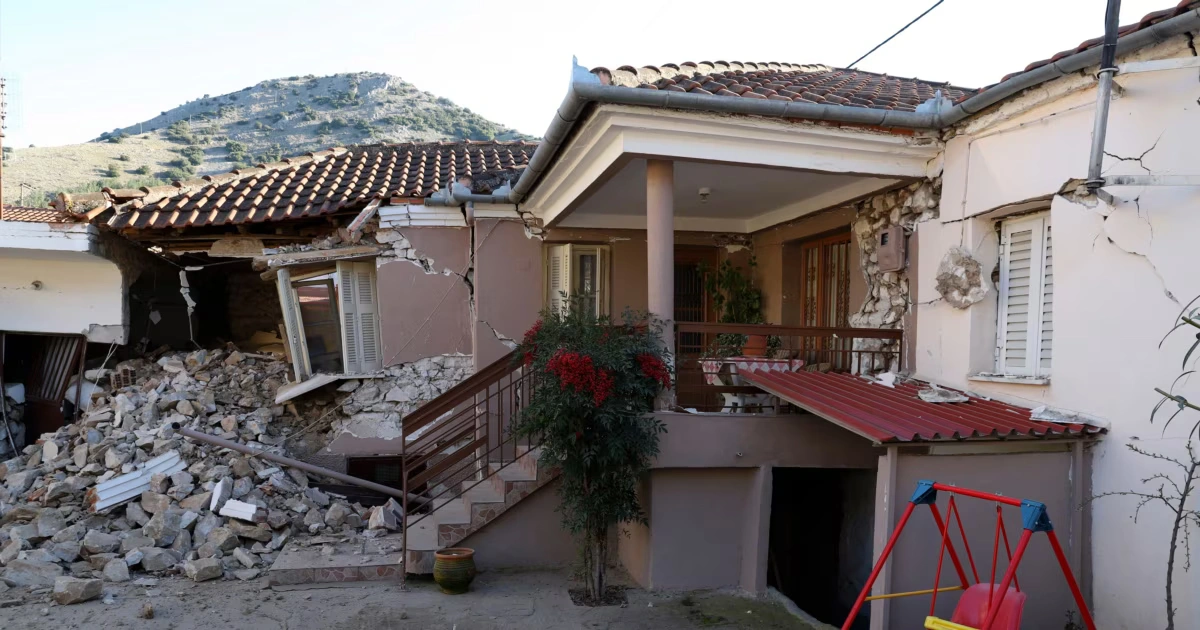 Η διαδικασία αφορά πληγέντες ιδιοκτήτες που διατηρούν δικαίωμα πλήρους ή μερικής απαλλαγής, ανάλογα με την έκταση των ζημιών και τις σχετικές υπουργικές αποφάσεις οριοθέτησης των πληγεισών περιοχών.