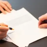 Η υπηρεσία αφορά ελεύθερους επαγγελματίες, αυτοαπασχολούμενους και αγρότες, οι οποίοι χρειάζονται τη βεβαίωση για τη διασταύρωση των δεδομένων στη φορολογική τους δήλωση.