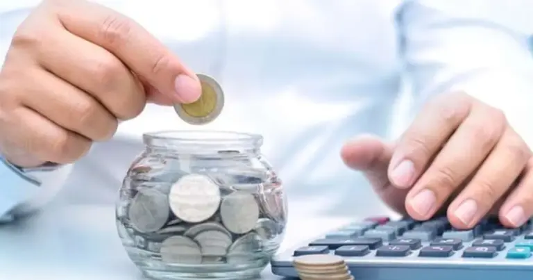 Η συγκεκριμένη βεβαίωση είναι το απαραίτητο έγγραφο για όσους ασφαλίστηκαν ταυτόχρονα σε δύο ή περισσότερους πρώην φορείς (π.χ. ΙΚΑ και ΟΑΕΕ, ή Δημόσιο και ΤΣΜΕΔΕ) και επιθυμούν να αξιοποιήσουν τον παράλληλο χρόνο για τη θεμελίωση δεύτερης σύνταξης ή τη προσαύξηση της ήδη απονεμηθείσας.