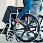 Η διαδικασία αξιολόγησης γίνεται πλέον ψηφιακά μέσω της Εθνικής Πύλης Αναπηρίας, καταργώντας τις γραφειοκρατικές καθυστερήσεις και επιτρέποντας την αυτόματη διασύνδεση της απόφασης του ΚΕΠΑ με το σύστημα απονομής συντάξεων του e-ΕΦΚΑ.