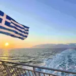 Ο έλεγχος της εγκυρότητας γίνεται ανέπαφα από τα μέλη του πληρώματος ή τα ταξιδιωτικά πρακτορεία με τη χρήση της εφαρμογής επαλήθευσης, καταργώντας την ανάγκη προσκόμισης φυσικών πιστοποιητικών ή γνωματεύσεων ΚΕΠΑ.