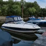 Η έκδοση της βεβαίωσης ακινησίας επαγγελματικού σκάφους πραγματοποιείται πλέον ηλεκτρονικά μέσω της πλατφόρμας myAADE, απαλλάσσοντας τους ιδιοκτήτες και εκμεταλλευτές από τις φορολογικές υποχρεώσεις που αναλογούν στο διάστημα που το σκάφος παραμένει εκτός εκμετάλλευσης.
