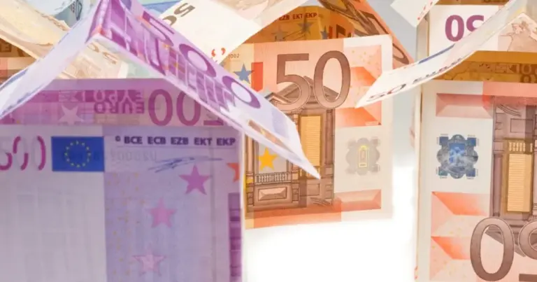 Όταν αλλάζουν τα στοιχεία του μισθωτηρίου (όπως η διάρκεια, το ποσό του ενοικίου ή ο αριθμός παροχής ρεύματος), η διαδικασία προσαρμογής της αίτησης ολοκληρώνεται ψηφιακά.