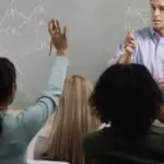Το πρόγραμμα στοχεύει στη μείωση των εκπαιδευτικών ανισοτήτων, παρέχοντας δωρεάν μαθησιακή υποστήριξη εντός του σχολικού ωραρίου ή αμέσως μετά τη λήξη των τακτικών μαθημάτων.