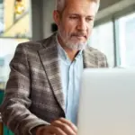 Οι αιτήσεις για το πρόγραμμα επιδότησης της ΔΥΠΑ που αφορά την πρόσληψη 5.000 ανέργων ηλικίας άνω των 50 ετών σε ιδιωτικές επιχειρήσεις ξεκίνησαν την 1η Οκτωβρίου και η πλατφόρμα παραμένει ανοιχτή για την υποβολή αιτήσεων μέχρι την κάλυψη των διαθέσιμων θέσεων.