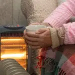 Για τους επαγγελματίες αυτούς, συνυπολογίζονται παράλληλα τα όρια συνολικού κύκλου εργασιών, ώστε να διασφαλίζεται ότι πληρούνται οι προϋποθέσεις των δικαιούχων.