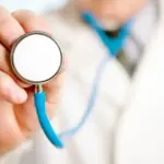 Κάθε αλλαγή στη συνεργασία με τον Γιατρό Εργασίας, είτε πρόκειται για αντικατάσταση του προσώπου, μεταβολή του ωραρίου επισκέψεων ή αλλαγή της σύμβασης με Εξωτερική Υπηρεσία Προστασίας και Πρόληψης (ΕΞ.Υ.Π.Π.), πρέπει να δηλώνεται άμεσα από τον εργοδότη.