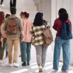 Μετά τη λήξη της περιόδου ηλεκτρονικών εγγραφών στην πλατφόρμα του Υπουργείου Παιδείας, τα ακαδημαϊκά ιδρύματα επεξεργάζονται τα στοιχεία των εγγραφέντων.