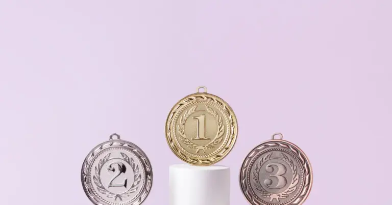 Οι πρωτοετείς φοιτητές του 2026 μπορούν να υποβάλουν την αίτηση συμμετοχής τους στους φοιτητικούς διαγωνισμούς καινοτομίας ηλεκτρονικά, συμπληρώνοντας τη σχετική φόρμα στην επίσημη πλατφόρμα κάθε διοργάνωσης και καταθέτοντας την πρόταση της ομάδας τους.